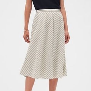 NEW without tags linen skirt